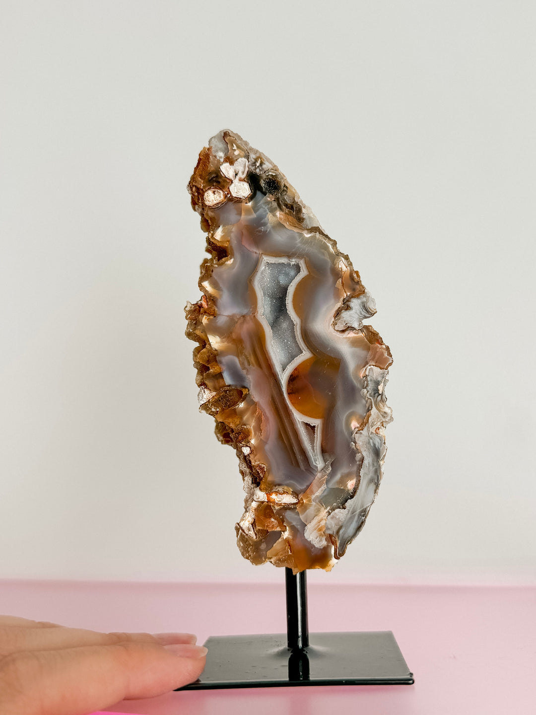 Agate on Stand (Single) // Grounding + Balance