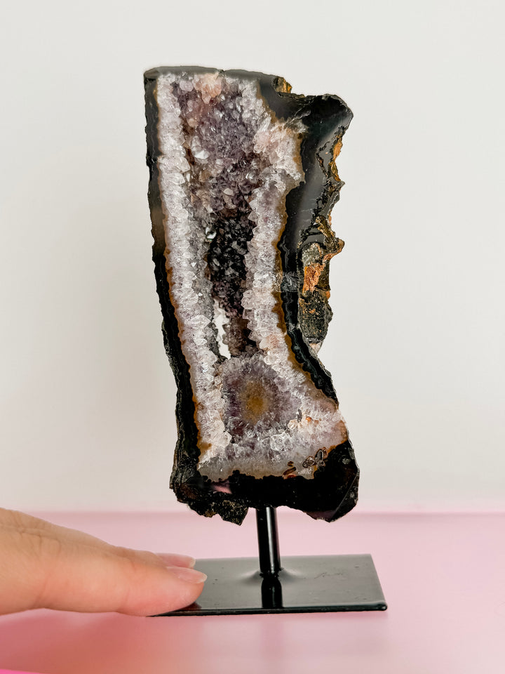 Agate on Stand (Single) // Grounding + Balance