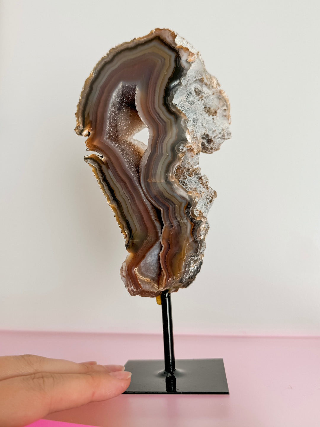 Agate on Stand (Single) // Grounding + Balance