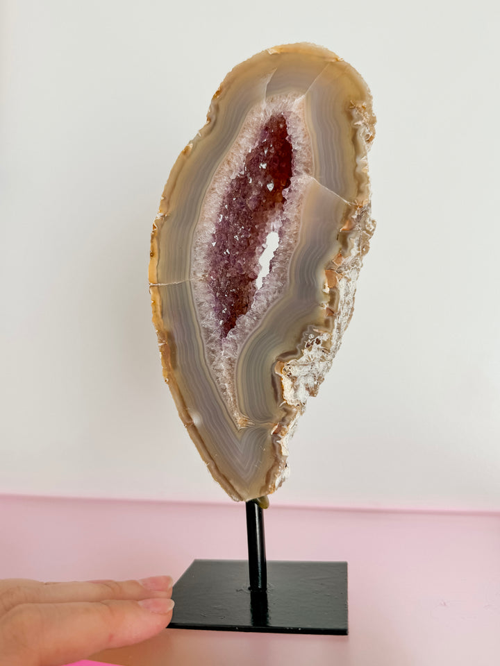 Agate on Stand (Single) // Grounding + Balance