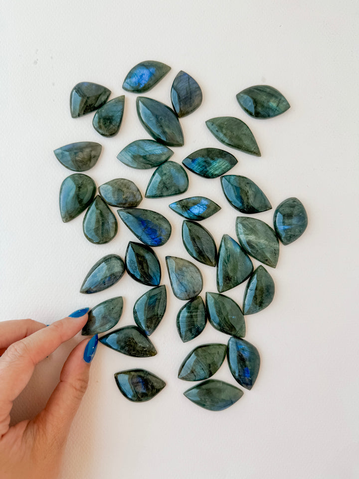 Labradorite Eye Shape // Change + Perseverance