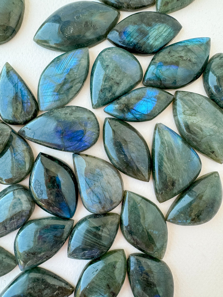 Labradorite Eye Shape // Change + Perseverance