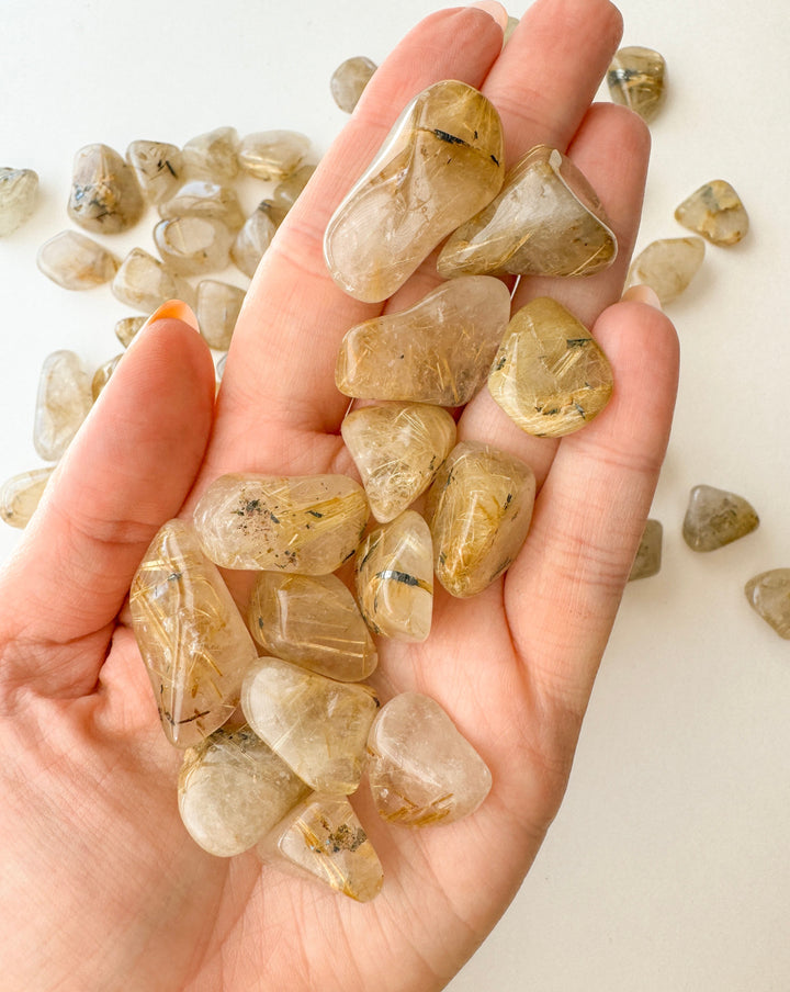 Rutilated Quartz Tumble | A Grade // Relieves Fear + Anxiety + Depression