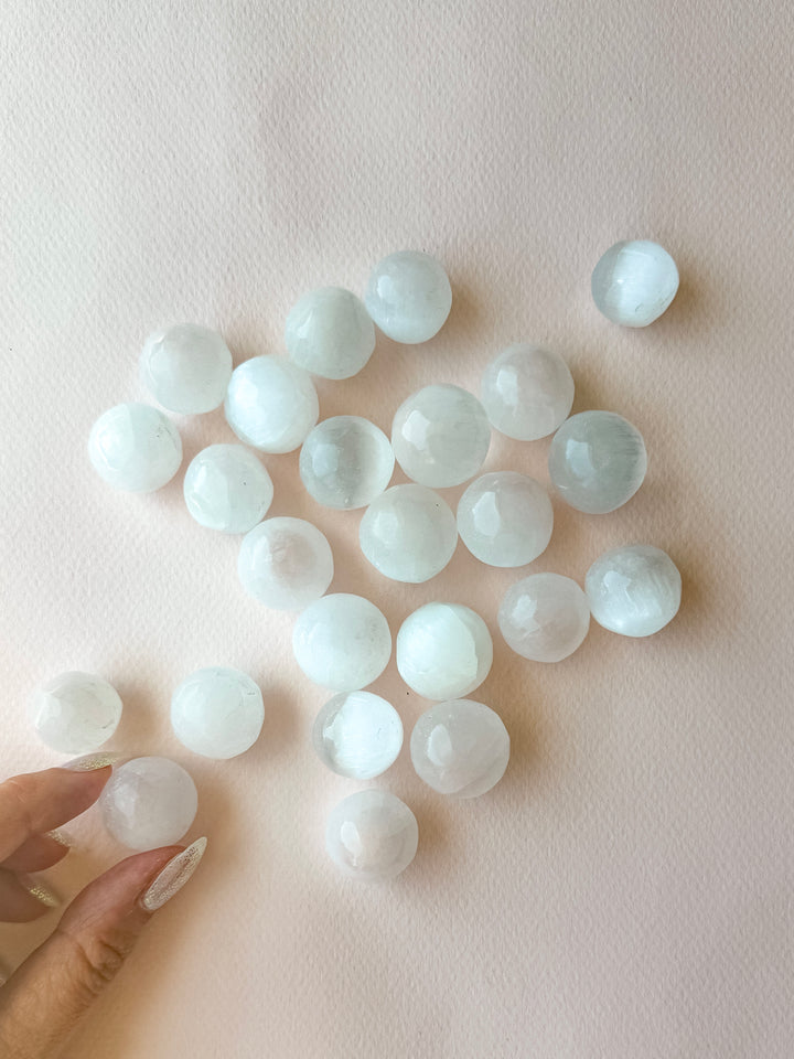 Selenite Sphere  // Cleansing + Peace