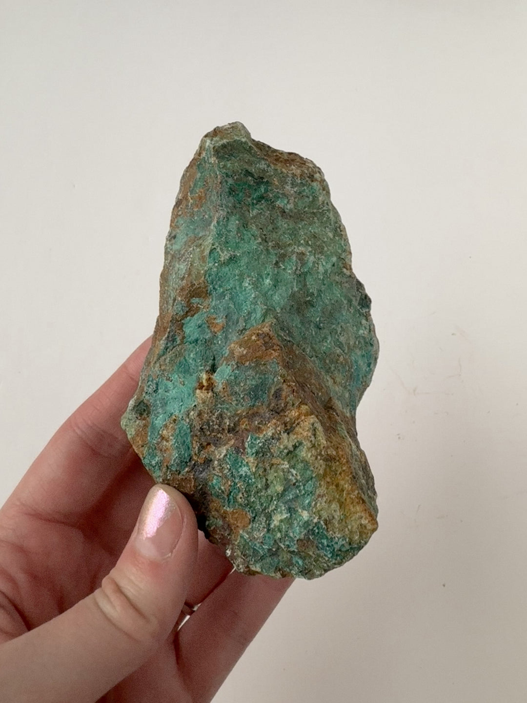 Turquoise Raw // Protective + Calming + Problem Solving