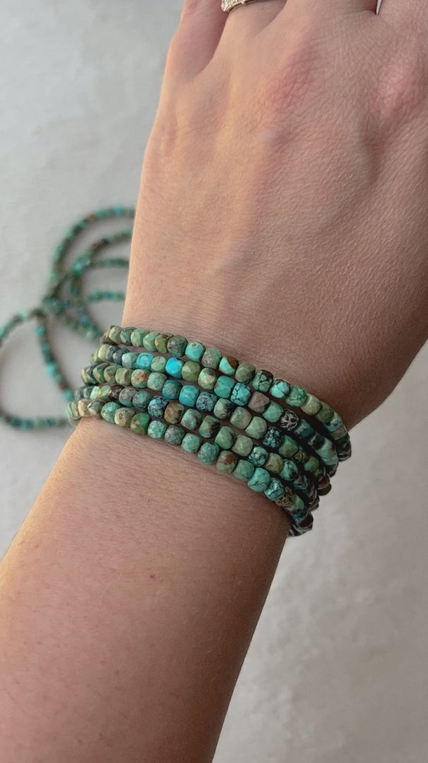 Turquoise Crystal Stretch Bracelet | 7 inches