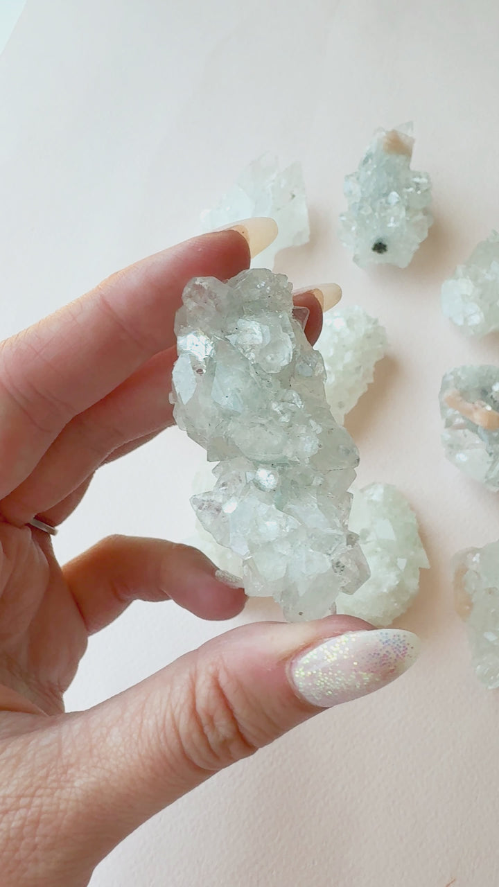 Apophyllite Cluster // Clarity + Intuition