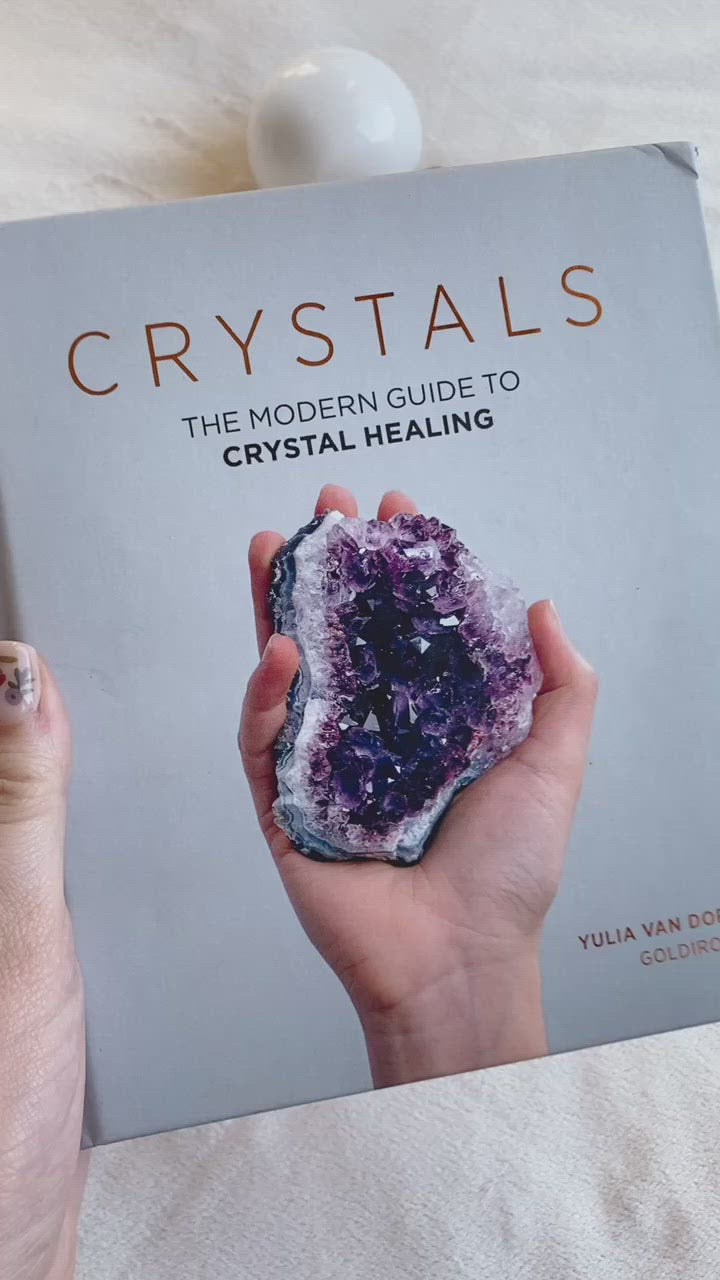 A Complete Guide to Crystal Healing: What You Need To Know